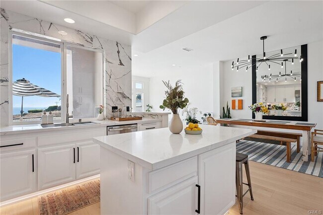 6410 Lunita Rd in Malibu, CA - Building Photo - Building Photo