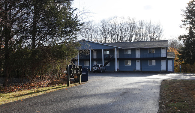 620 Us-9w in Glenmont, NY - Building Photo - Building Photo