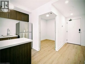 575 Conklin Rd in Brantford, ON - Building Photo - Building Photo