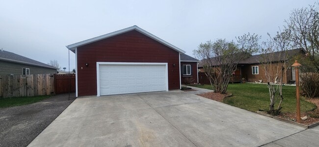 468 N River Rock Dr in Belgrade, MT - Building Photo - Building Photo