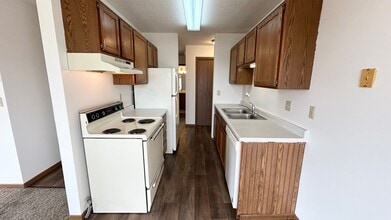 Citi Park Apartments in Fargo, ND - Building Photo - Interior Photo