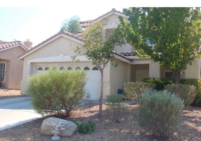 property at 5 Spur Cross Cir