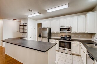 3217 Tehama Ct in Austin, TX - Building Photo - Building Photo