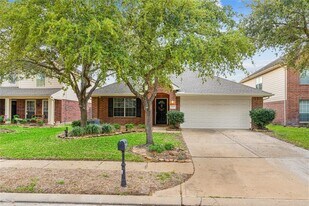 15323 Redbud Berry Way in Cypress, TX - Building Photo