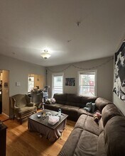 171 Walnut St in Somerville, MA - Building Photo - Building Photo