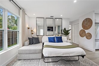 300 NE 116th St in Miami, FL - Building Photo - Building Photo