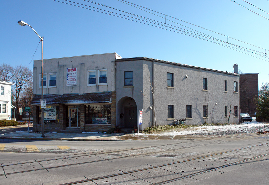 103 S Broad St in Lansdale, PA - Building Photo