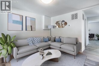 301 Erieview Dr in Kingsville, ON - Building Photo - Building Photo