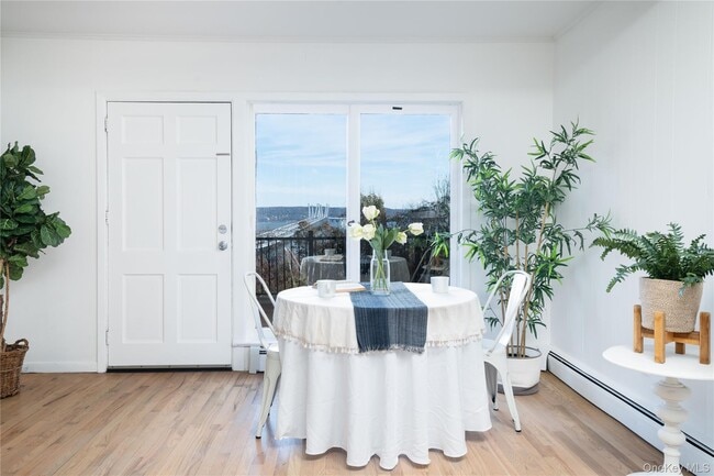 1099 US-9W in Nyack, NY - Building Photo - Building Photo