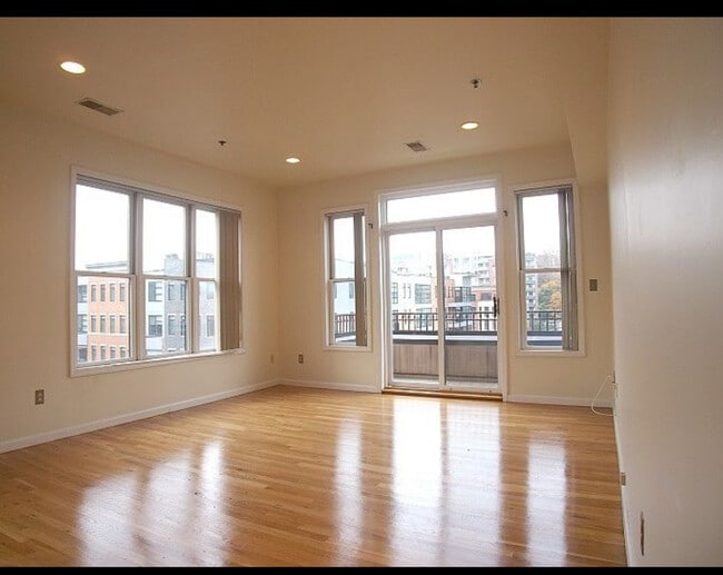 property at 900 Madison St