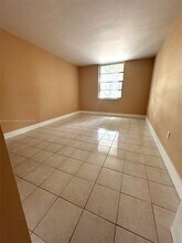 16851 NE 23rd Ave in North Miami Beach, FL - Building Photo - Building Photo