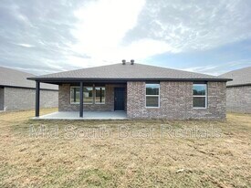 84 Kelton Ln in East End, AR - Building Photo