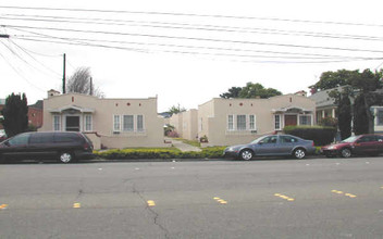 636-638 Lincoln Ave in Alameda, CA - Building Photo - Building Photo