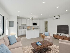 840 SE 22nd Ave in Pompano Beach, FL - Building Photo - Building Photo