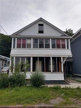 1008 N Townsend St in Syracuse, NY - Building Photo - Building Photo