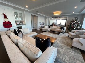 85 E India Row, Unit 37ABC in Boston, MA - Building Photo