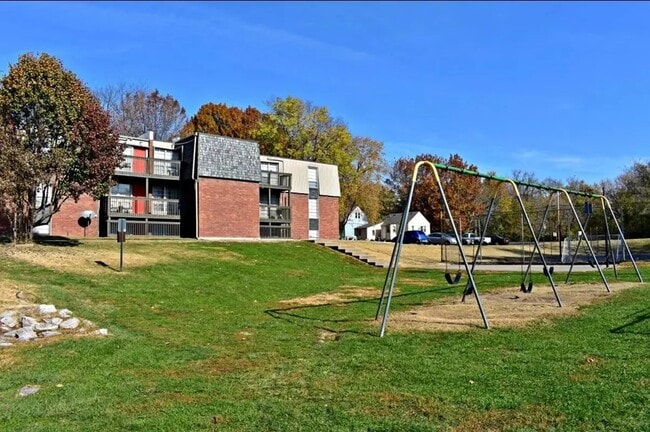 property at 1301 S Scott Ave