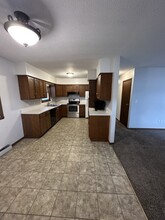 1514 10th Ave N in Fargo, ND - Foto de edificio - Building Photo