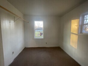 52724 Ida St in South Bend, IN - Foto de edificio - Building Photo