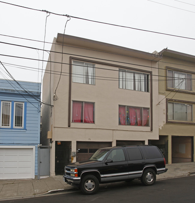 176 Bruno Ave in Daly City, CA - Building Photo - Building Photo