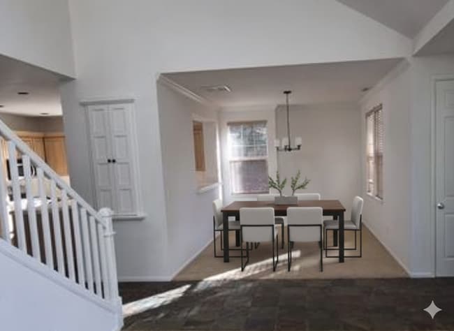 19397 Blue Lake Loop in Bend, OR - Building Photo - Building Photo