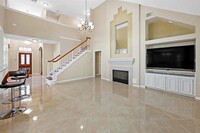 3230 Shadywind Dr in Houston, TX - Building Photo - Building Photo