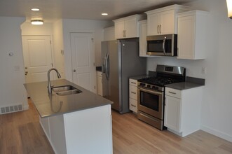 14928 Messi St in Herriman, UT - Building Photo - Building Photo