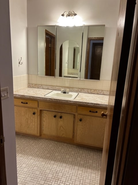 6840 W North Ave, Unit 2D in Chicago, IL - Foto de edificio - Building Photo