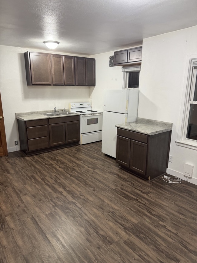 5113 Lincoln Ave, Unit 5113 in Des Moines, IA - Foto de edificio - Building Photo