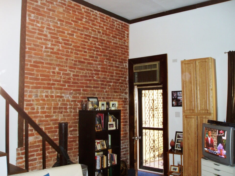 760 E Passyunk Ave, Unit 1R in Philadelphia, PA - Foto de edificio