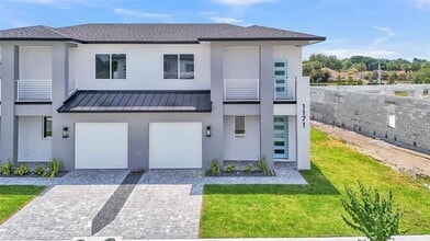 1171 Windjammer Dr in Lakeland, FL - Building Photo - Building Photo