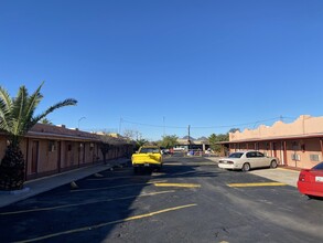 1701 S 6th Ave in Tucson, AZ - Building Photo - Building Photo