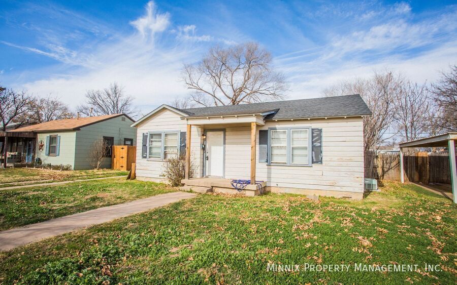 2710 41st St in Lubbock, TX - Foto de edificio