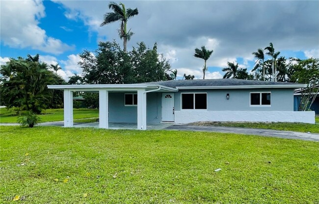 property at 4432 E Riverside Dr
