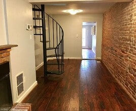 1010 Patapsco St in Baltimore, MD - Foto de edificio - Building Photo