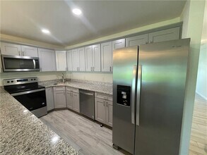 1114 Circle Dr in Lehigh Acres, FL - Building Photo - Building Photo
