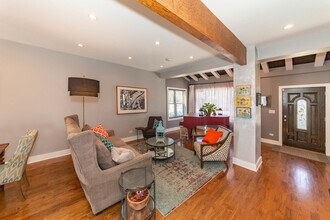 2243 N Monticello Ave in Chicago, IL - Building Photo - Building Photo