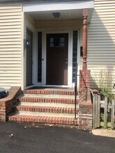 165 Chestnut St in Waltham, MA - Building Photo - Building Photo