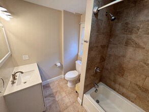 60 Roosevelt Ave in Torrington, CT - Building Photo - Building Photo