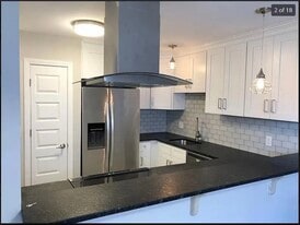 281 Broad St in Bridgeport, CT - Building Photo