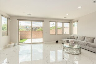 11297 Gravitation Dr in Las Vegas, NV - Building Photo
