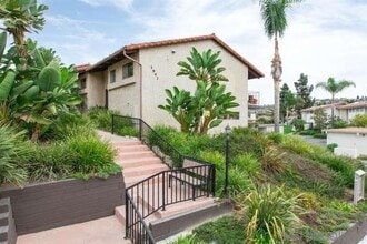 1917 Alga Rd in Carlsbad, CA - Building Photo - Building Photo