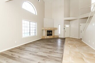 18039 N 12th Pl in Phoenix, AZ - Building Photo - Building Photo