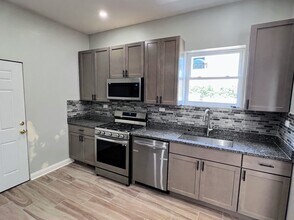 4244 N Spaulding Ave in Chicago, IL - Building Photo - Building Photo