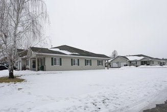 Cottages of Ellsworth in Ellsworth, WI - Foto de edificio - Building Photo