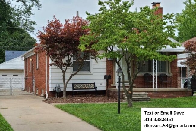 property at 3028 Roosevelt St