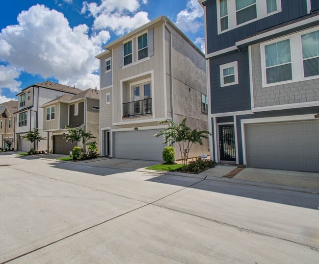property at 1912 Honey Mound Dr