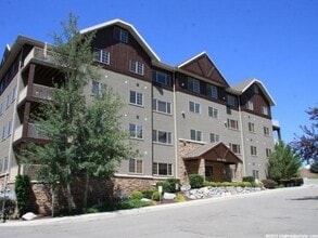 1255 Wolf Hollow Ln in Salt Lake City, UT - Building Photo - Building Photo