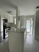 145 NE 7th Ave in Delray Beach, FL - Building Photo - Building Photo
