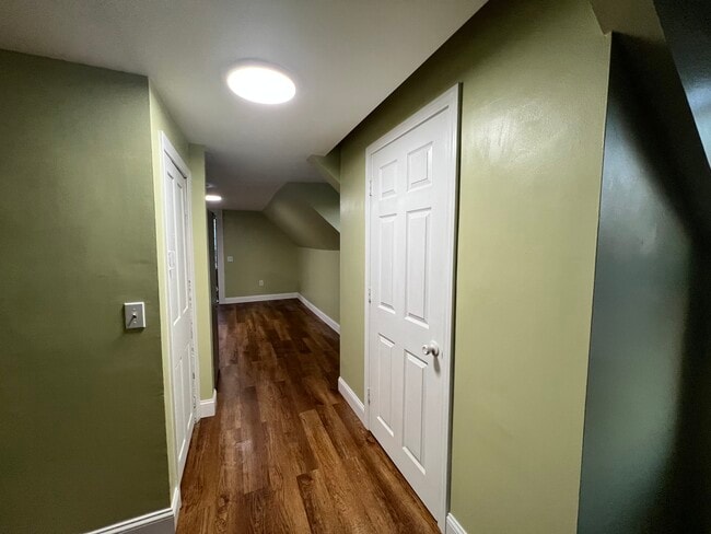 29 Tolles St, Unit 2nd Floor - Tolles St in Nashua, NH - Foto de edificio - Building Photo